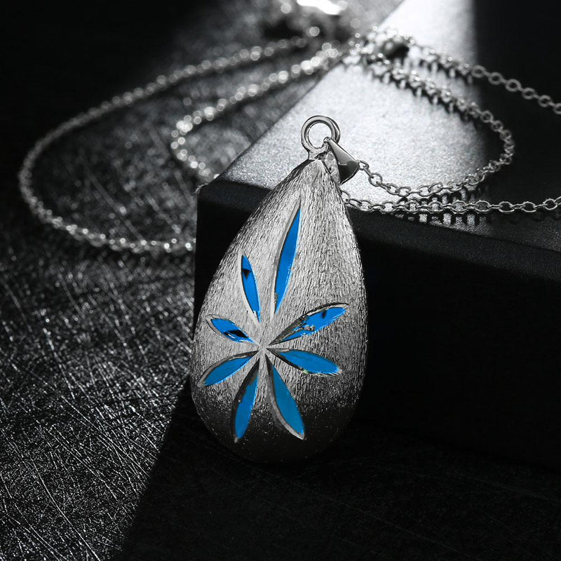 Glow in the Dark Necklace in 18K White Gold Plated